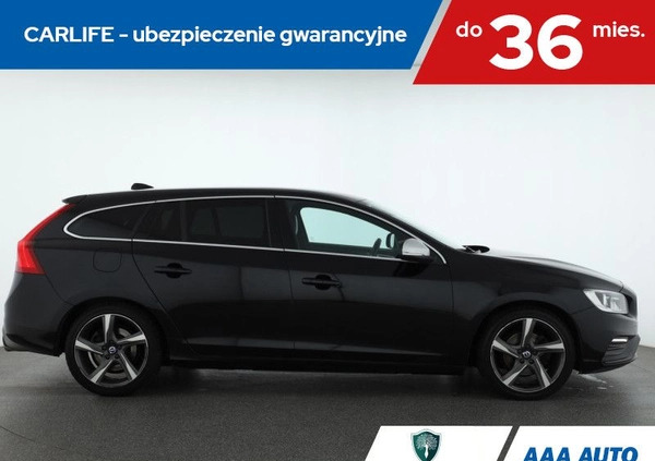 Volvo V60 cena 51000 przebieg: 223944, rok produkcji 2015 z Zalewo małe 232